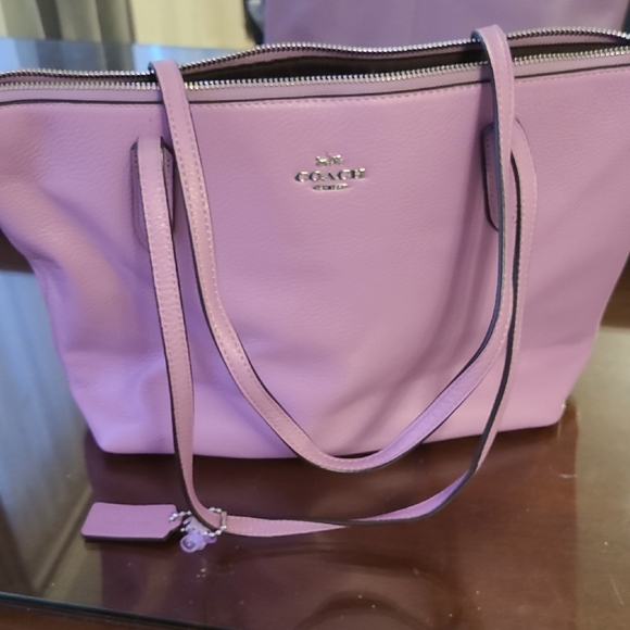 Coach Lavender Tote Bag - Picture 1 of 4